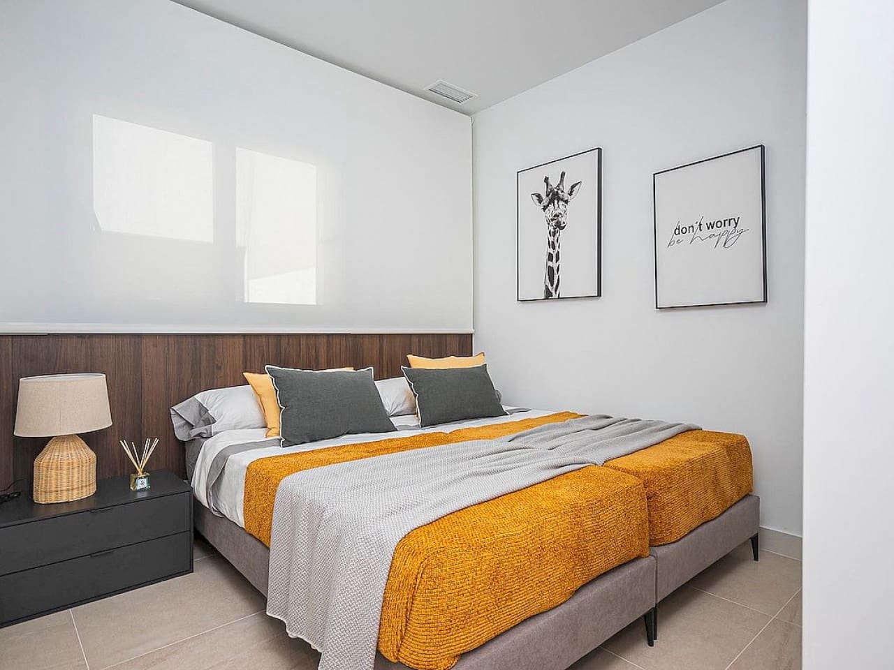 2 makuuhuone Rivitalo myytävänä paikassa Los Balcones mukana uima-altaan - 305 000 € (Ref: 9319037)