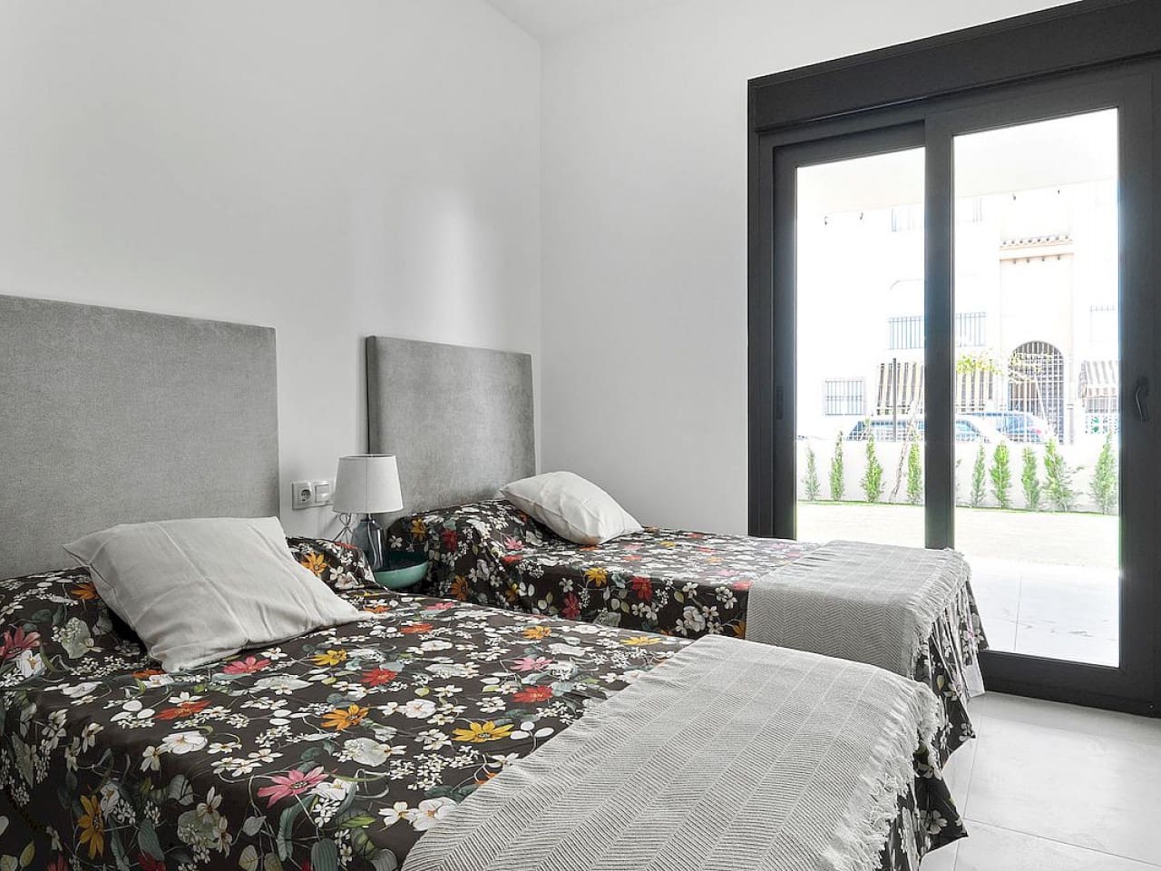 2 sypialnia Dom szeregowy na sprzedaż w La Veleta z basenem - 380 000 € (Ref: 9319040)