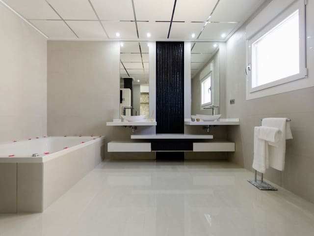 3 quarto Moradia para venda em Pueblo Bravo, Rojales com piscina - 650 000 € (Ref: 9319046)