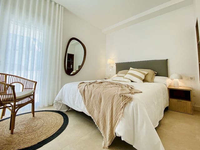 2 Zimmer Reihenhaus zu verkaufen in Pilar de la Horadada mit Pool - 304.900 € (Ref: 9319056)