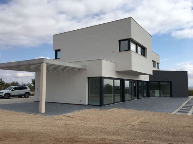 3 bedroom Villa for sale in Pinoso - € 323,600 (Ref: 9319060)