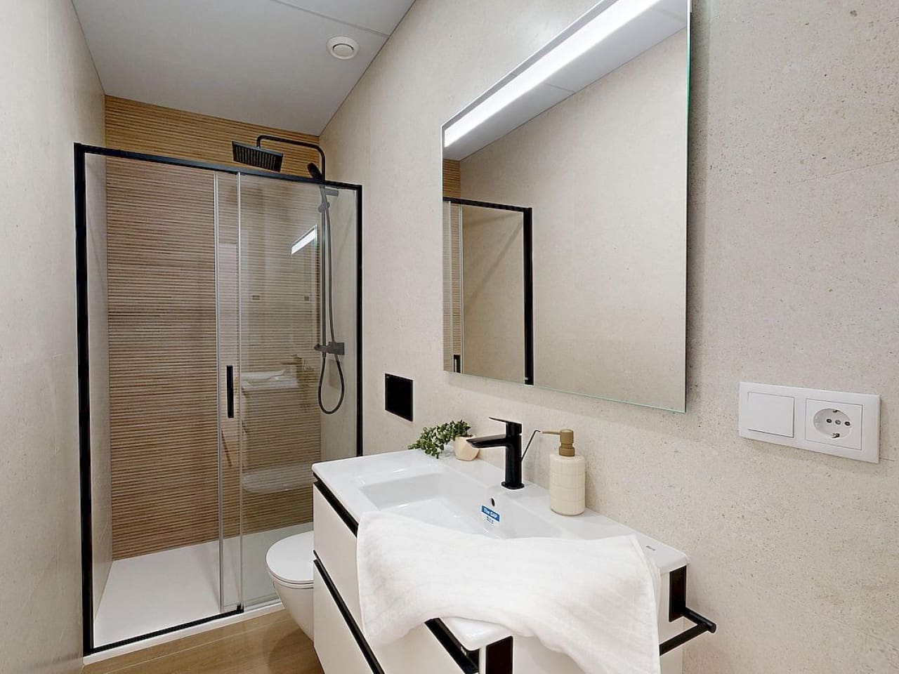 3 quarto Penthouse para venda em Guardamar del Segura com piscina - 339 500 € (Ref: 9319074)