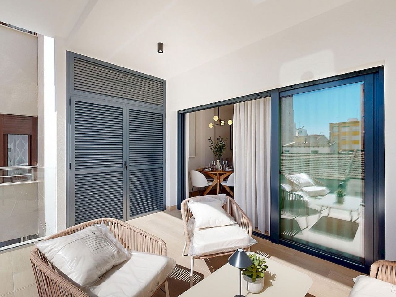 3 quarto Penthouse para venda em Guardamar del Segura com piscina - 339 500 € (Ref: 9319074)