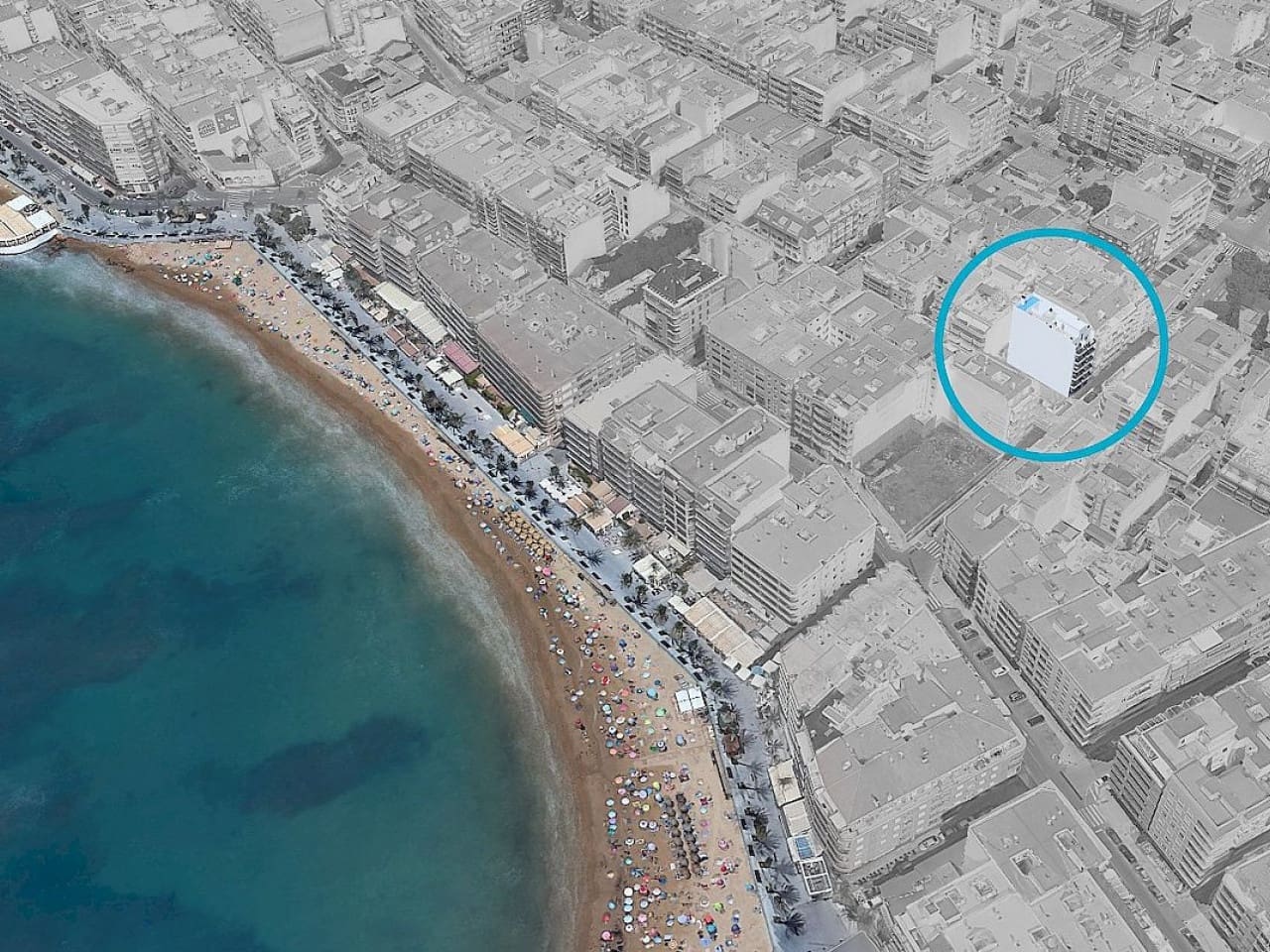 3 Zimmer Apartment zu verkaufen in Torrevieja mit Pool - 279.000 € (Ref: 9319081)