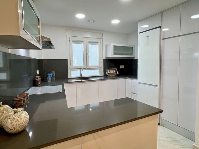 2 makuuhuone Huoneisto myytävänä paikassa Jacarilla - 139 000 € (Ref: 9319102)