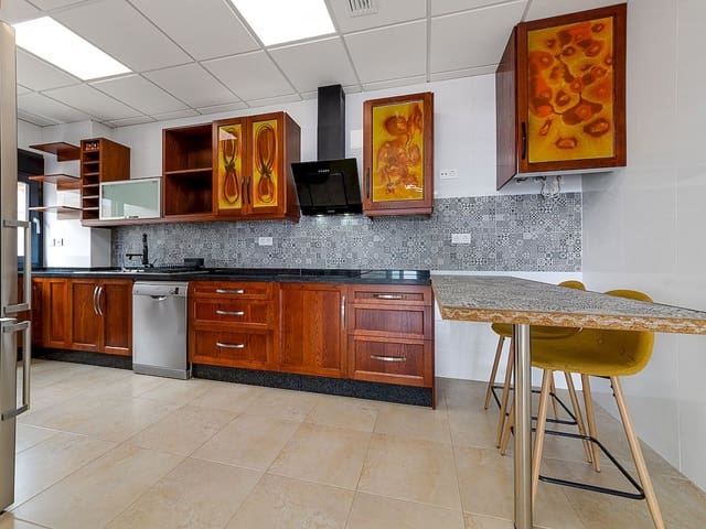 4 soverom Villa til salgs i Cabo Cervera, Torrevieja med svømmebasseng - € 990 000 (Ref: 9319117)