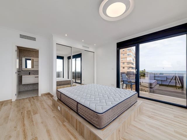 4 soverom Villa til salgs i Cabo Cervera, Torrevieja med svømmebasseng - € 990 000 (Ref: 9319117)