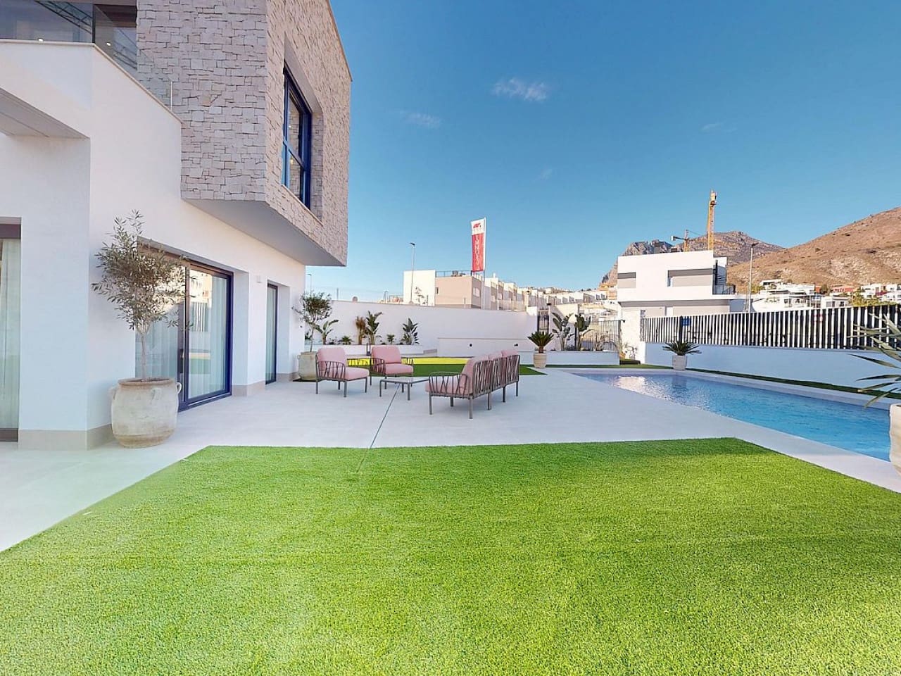 3 bedroom Villa for sale in Benidorm with pool - € 709,900 (Ref: 9319118)