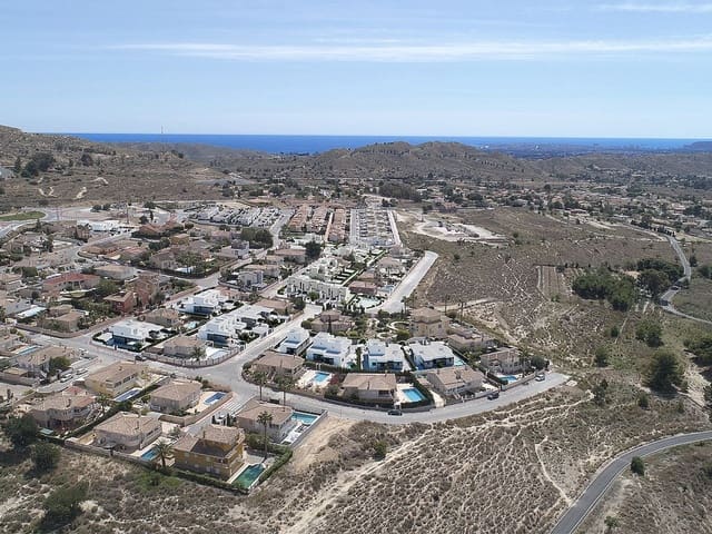 3 makuuhuone Huvila myytävänä paikassa Busot mukana uima-altaan - 409 000 € (Ref: 9319131)