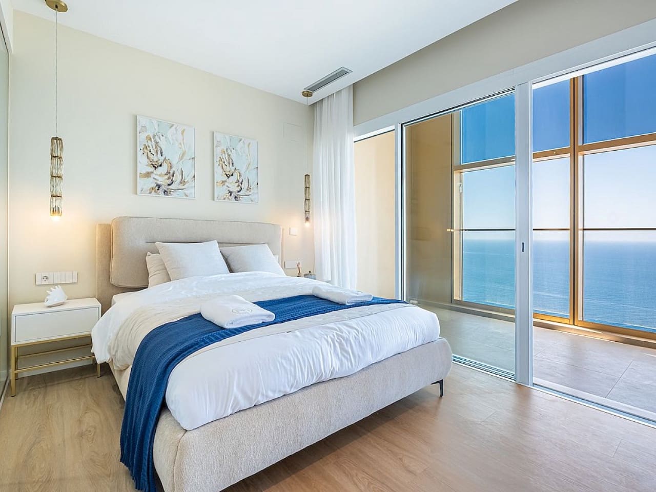 2 sypialnia Penthouse na sprzedaż w Benidorm z basenem - 1 170 000 € (Ref: 9319140)