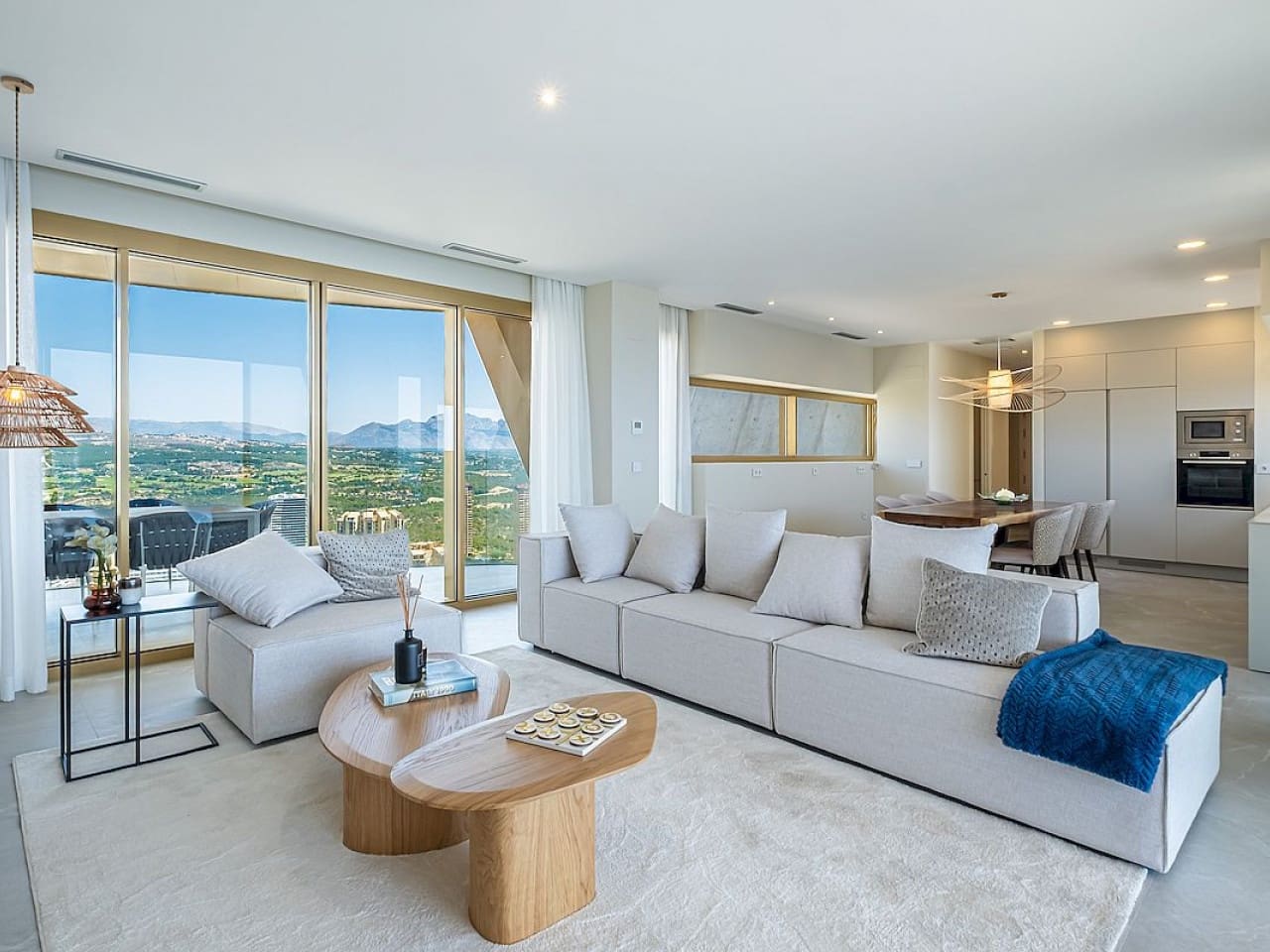 2 sypialnia Penthouse na sprzedaż w Benidorm z basenem - 1 170 000 € (Ref: 9319140)