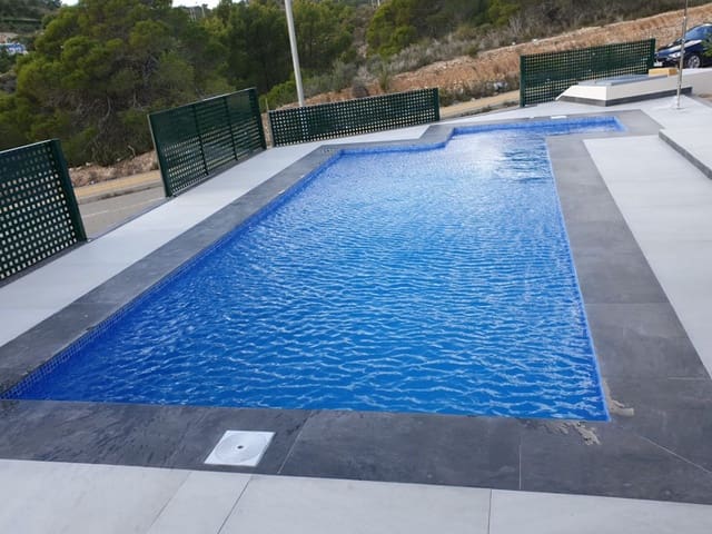 3 bedroom Villa for sale in Benidorm with pool - € 650,000 (Ref: 9319141)