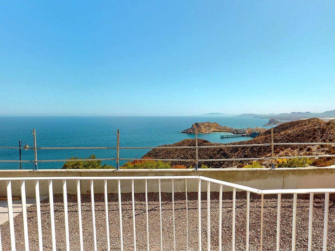 2 bedroom Penthouse for sale in Aguilas with pool - € 427,000 (Ref: 9319149)