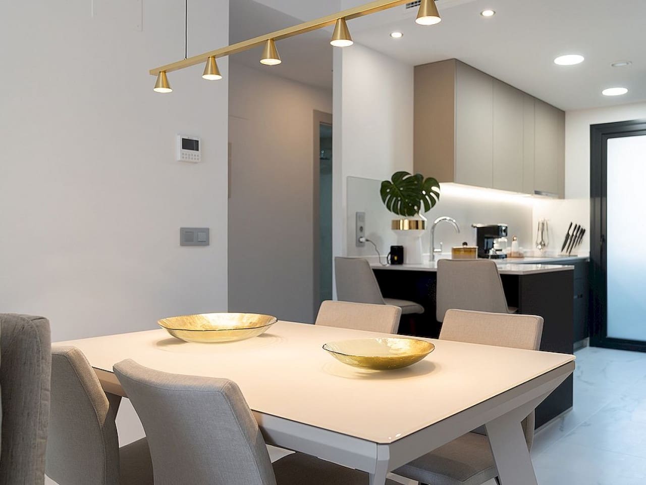 3 soverom Penthouse til salgs i Benidorm med svømmebasseng - € 800 000 (Ref: 9319152)