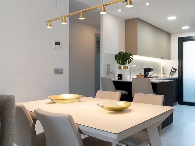 3 quarto Penthouse para venda em Playa Poniente, Benidorm com piscina - 800 000 € (Ref: 9319152)