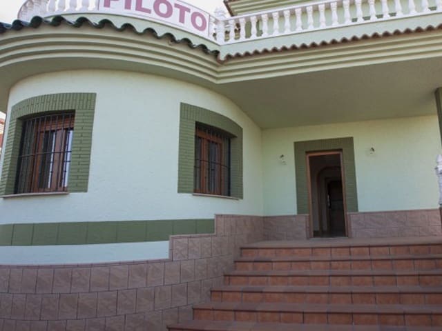 3 camera da letto Villa in vendita in Los Altos con piscina - 750.000 € (Rif: 9319157)