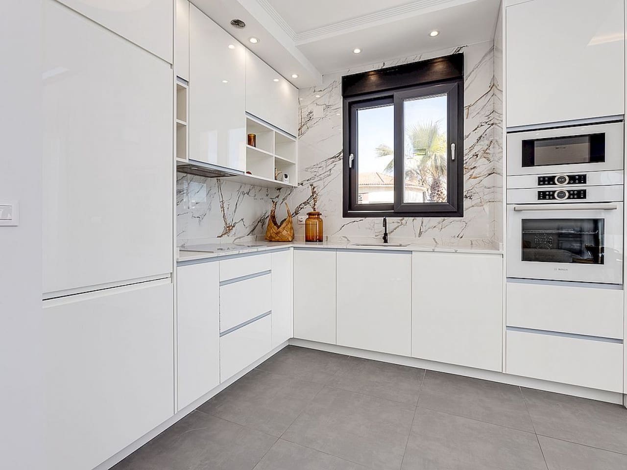 4 bedroom Villa for sale in La Mata with pool - € 940,000 (Ref: 9319171)