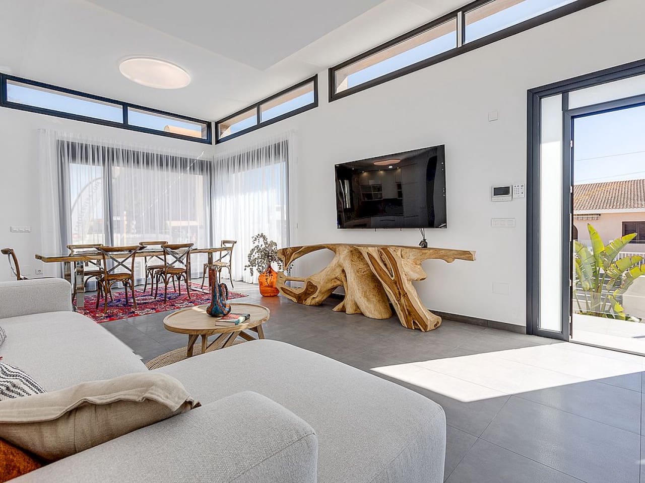 4 bedroom Villa for sale in La Mata with pool - € 940,000 (Ref: 9319171)