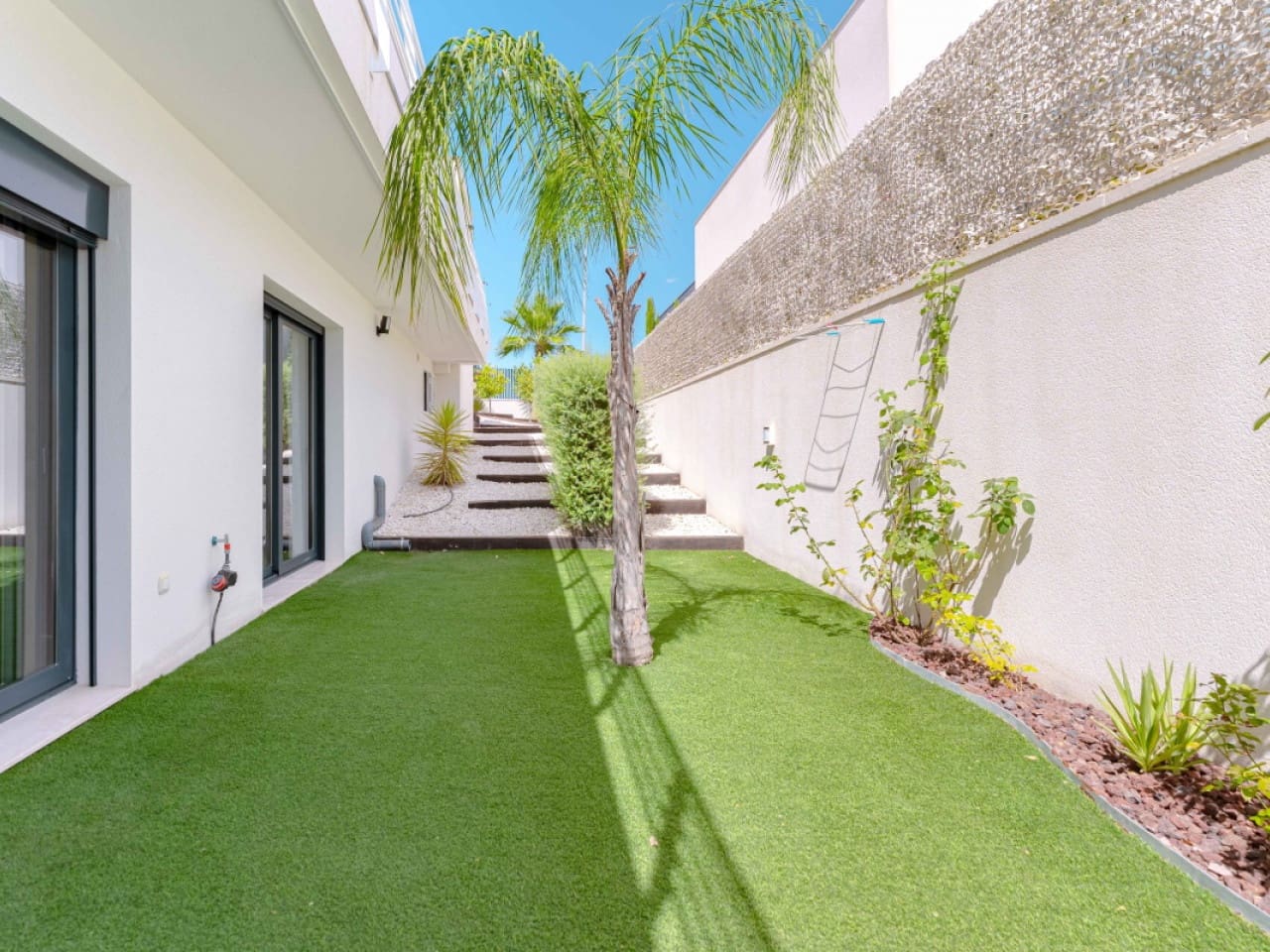 5 soverom Villa til salgs i San Miguel de Salinas med svømmebasseng - € 780 000 (Ref: 9338509)