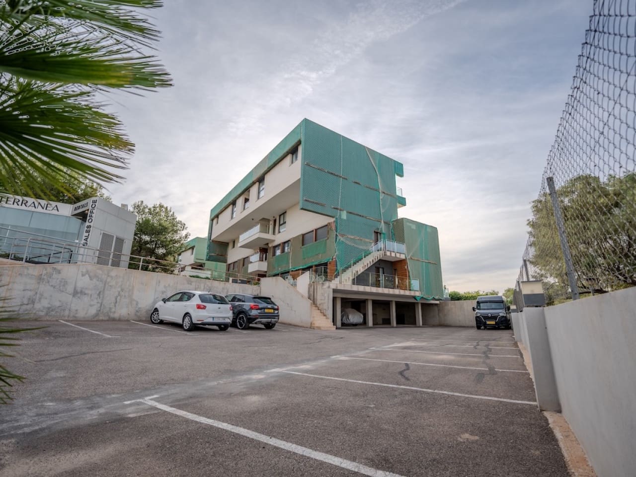 2 bedroom Apartment for sale in Orihuela Costa with pool - € 289,500 (Ref: 9345010)