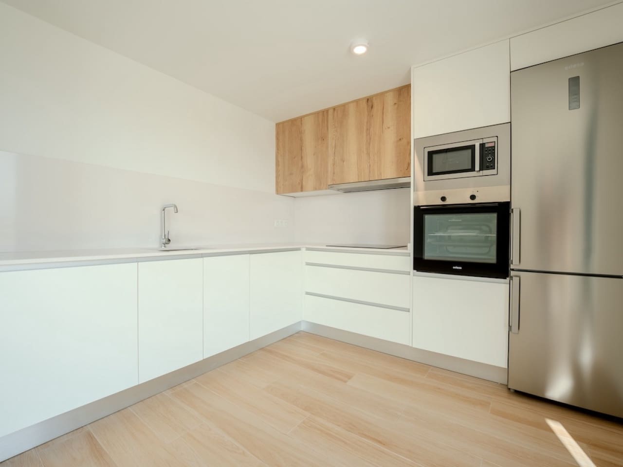 3 bedroom Apartment for sale in Orihuela Costa with pool - € 545,000 (Ref: 9372051)