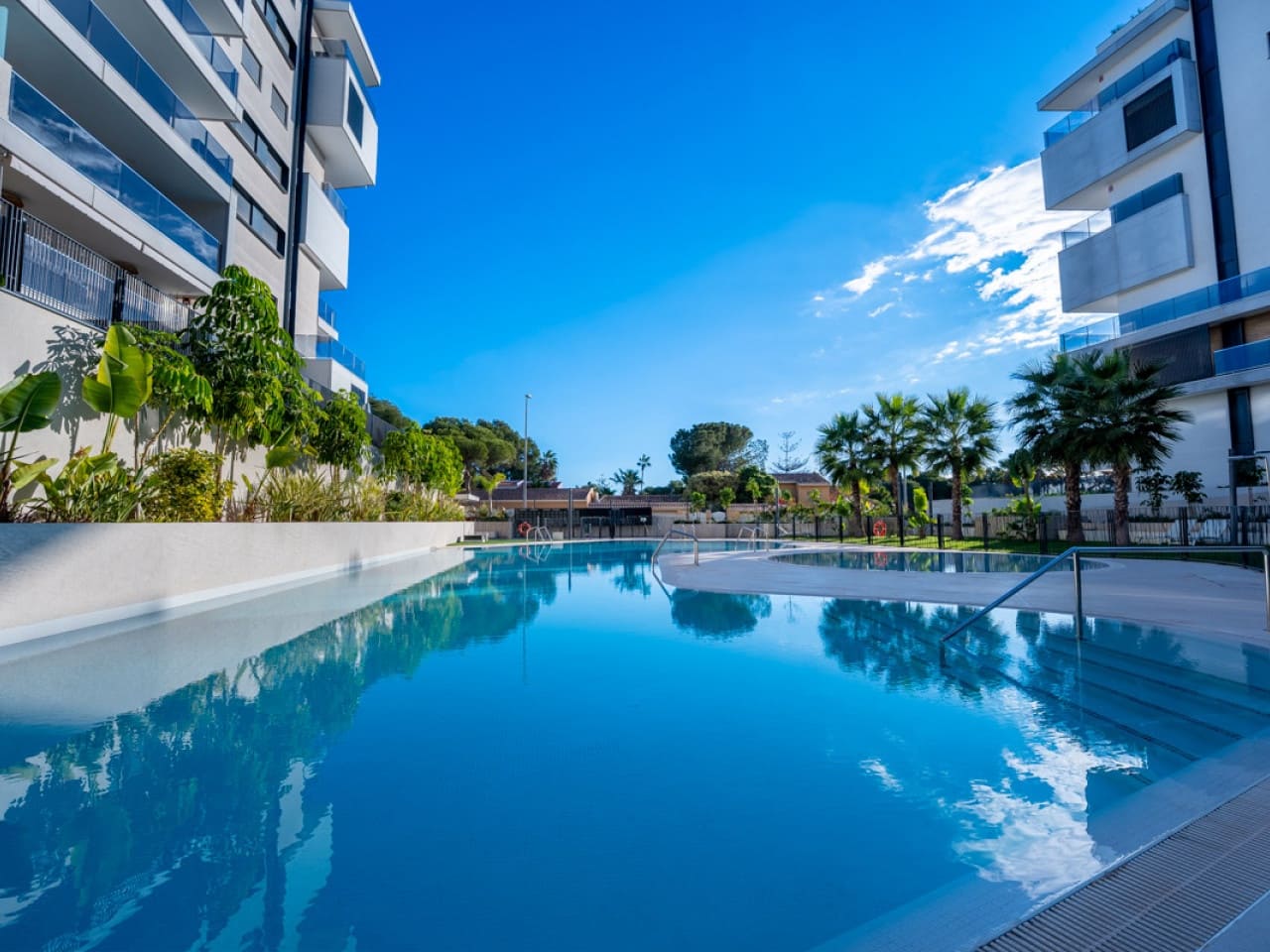 3 bedroom Apartment for sale in Orihuela Costa with pool - € 545,000 (Ref: 9372051)