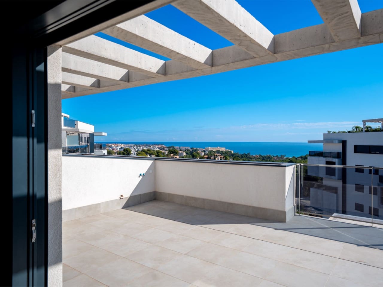 3 bedroom Apartment for sale in Orihuela Costa with pool - € 545,000 (Ref: 9372051)