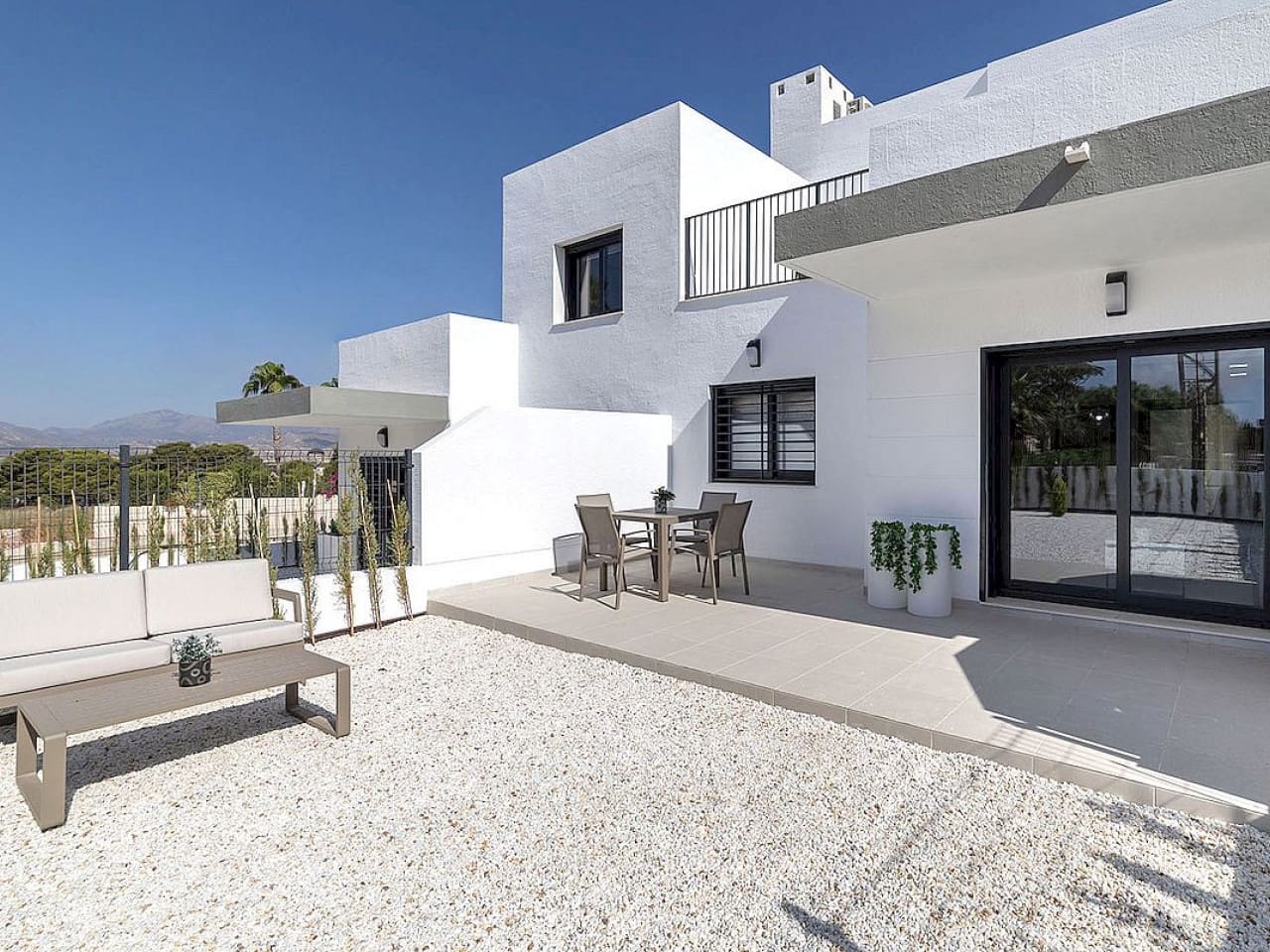 3 quarto Moradia para venda em Busot com piscina - 355 000 € (Ref: 9382766)