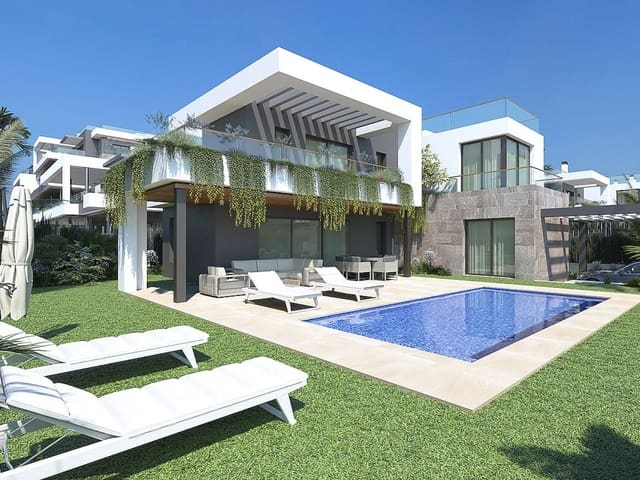 3 bedroom Villa for sale in Torrevieja with pool - € 630,000 (Ref: 9383110)