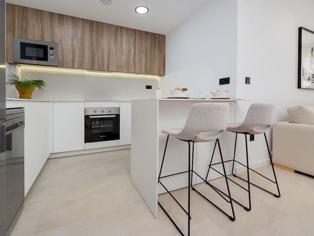 2 quarto Apartamento para venda em Los Alcázares com piscina - 260 000 € (Ref: 9396324)