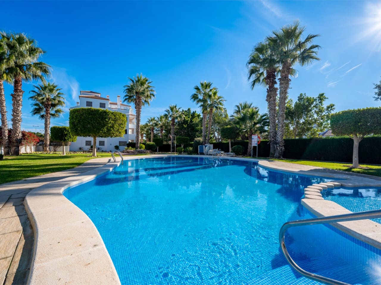 3 soveværelse Lejlighed til salg i Los Dolses med swimmingpool - € 250.000 (Ref: 9396326)