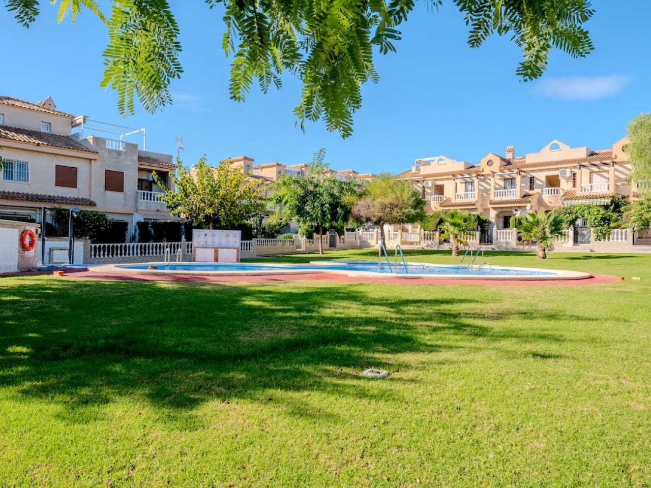 2 bedroom Townhouse for sale in Aguas Nuevas with pool - € 199,000 (Ref: 9400903)