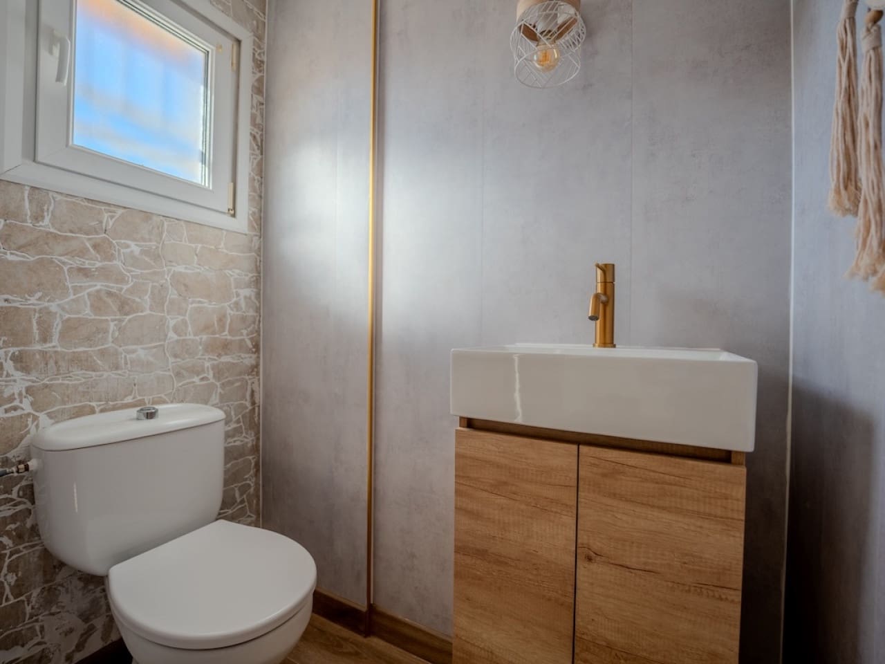 2 bedroom Townhouse for sale in Aguas Nuevas with pool - € 199,000 (Ref: 9400903)