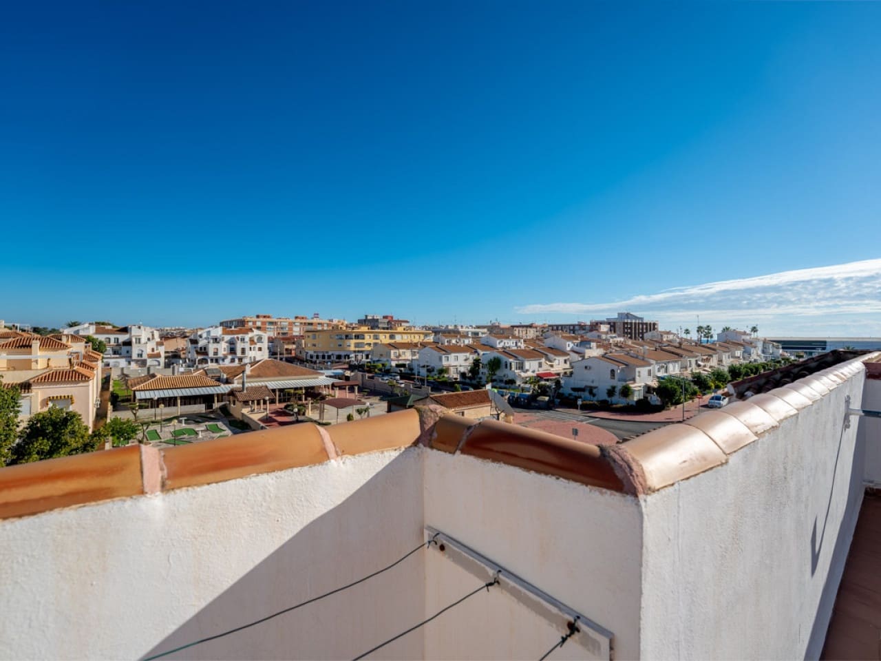 2 makuuhuone Huoneisto myytävänä paikassa Torrevieja mukana uima-altaan - 129 000 € (Ref: 9419939)