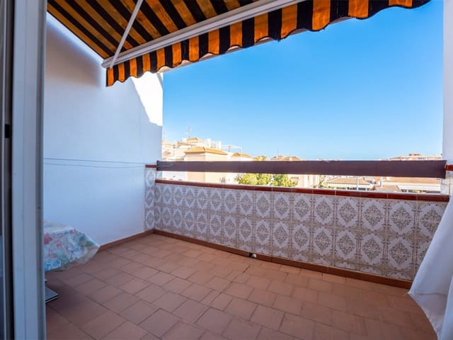 2 makuuhuone Huoneisto myytävänä paikassa Torrevieja mukana uima-altaan - 129 000 € (Ref: 9419939)