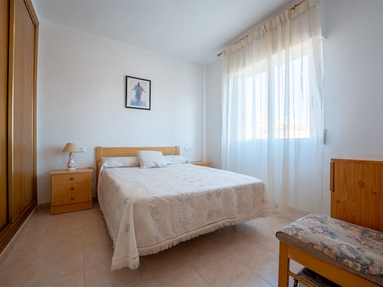 2 makuuhuone Huoneisto myytävänä paikassa Torrevieja mukana uima-altaan - 129 000 € (Ref: 9419939)