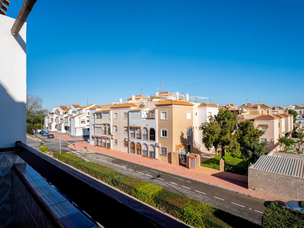 2 makuuhuone Huoneisto myytävänä paikassa Torrevieja mukana uima-altaan - 129 000 € (Ref: 9419939)