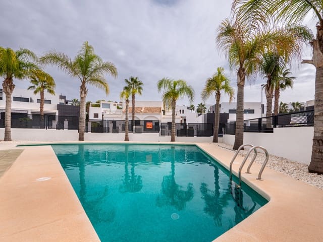 2 sypialnia Dom szeregowy na sprzedaż w Orihuela Costa, Orihuela z basenem - 249 000 € (Ref: 9433347)