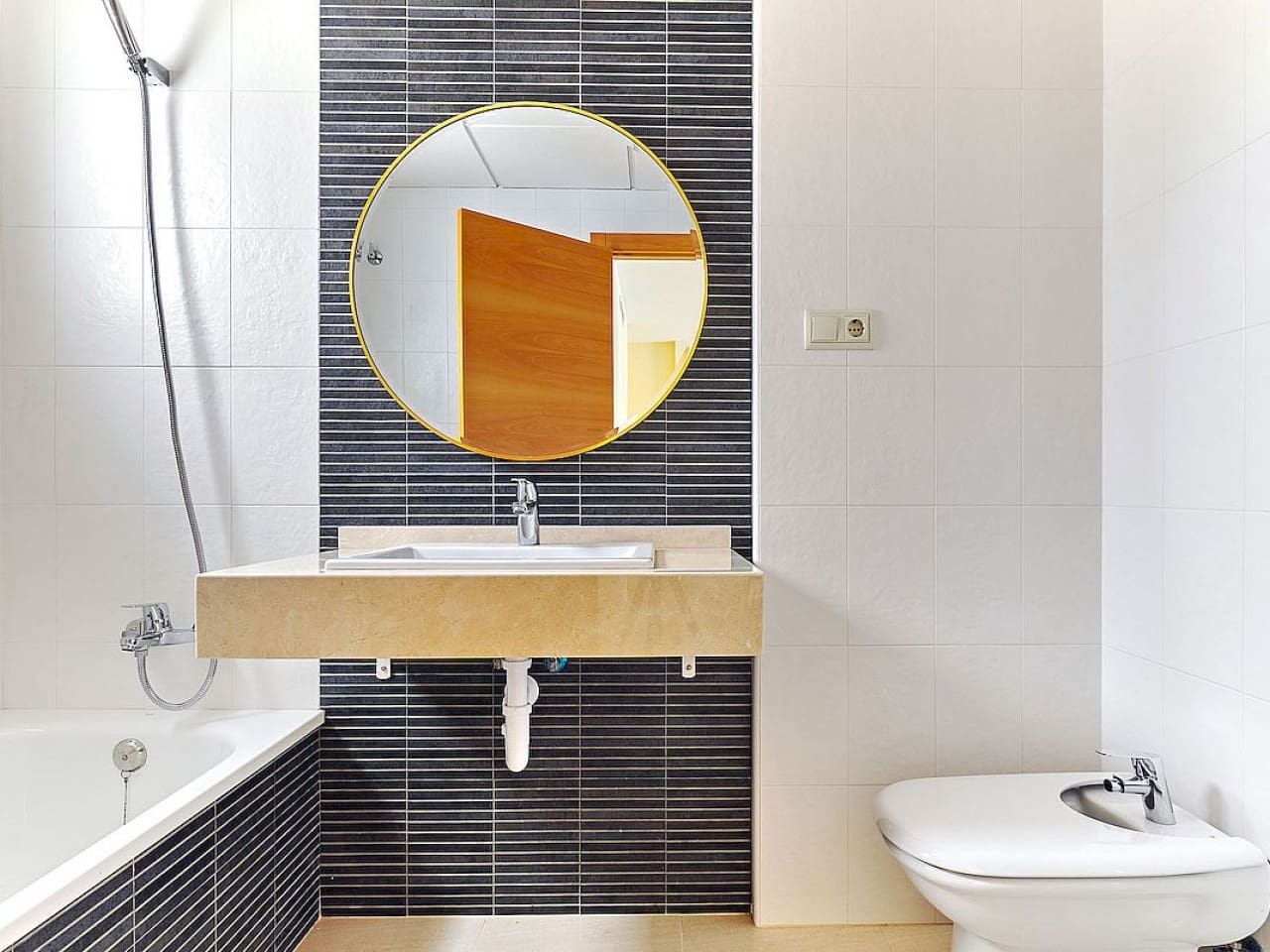 2 bedroom Apartment for sale in San Miguel de Salinas with pool - € 165,000 (Ref: 9440031)