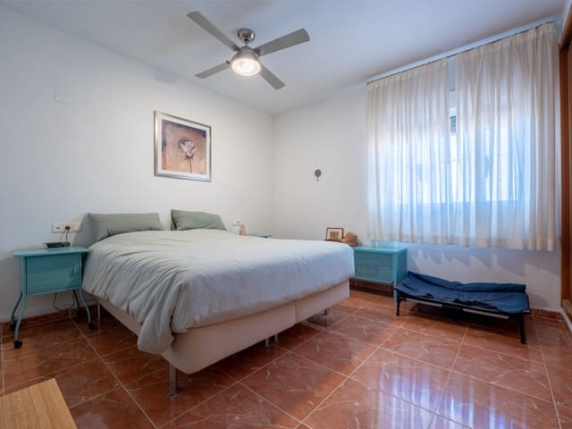 2 soveværelse Lejlighed til salg i Callosa de Segura med swimmingpool - € 109.000 (Ref: 9440042)