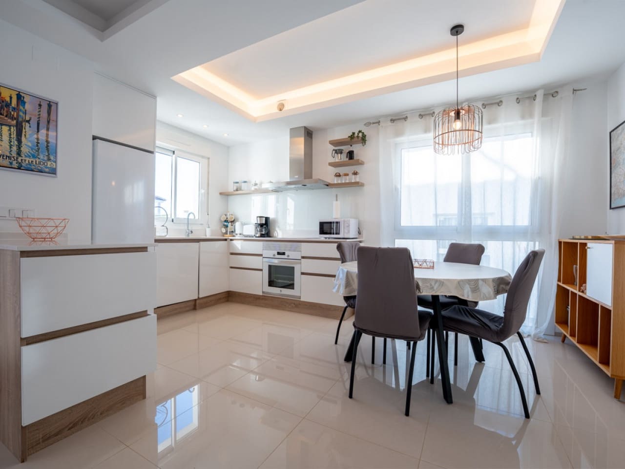 2 bedroom Apartment for sale in Rojales with pool - € 309,000 (Ref: 9459451)