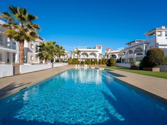 2 bedroom Apartment for sale in Rojales with pool - € 309,000 (Ref: 9459451)