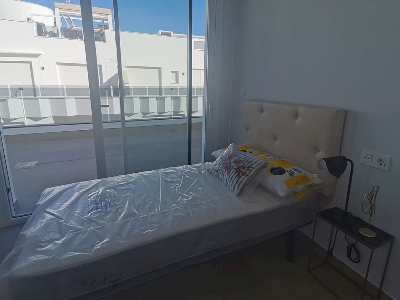 2 soveværelse Penthouse til salg i Torrevieja med swimmingpool - € 459.000 (Ref: 9476188)