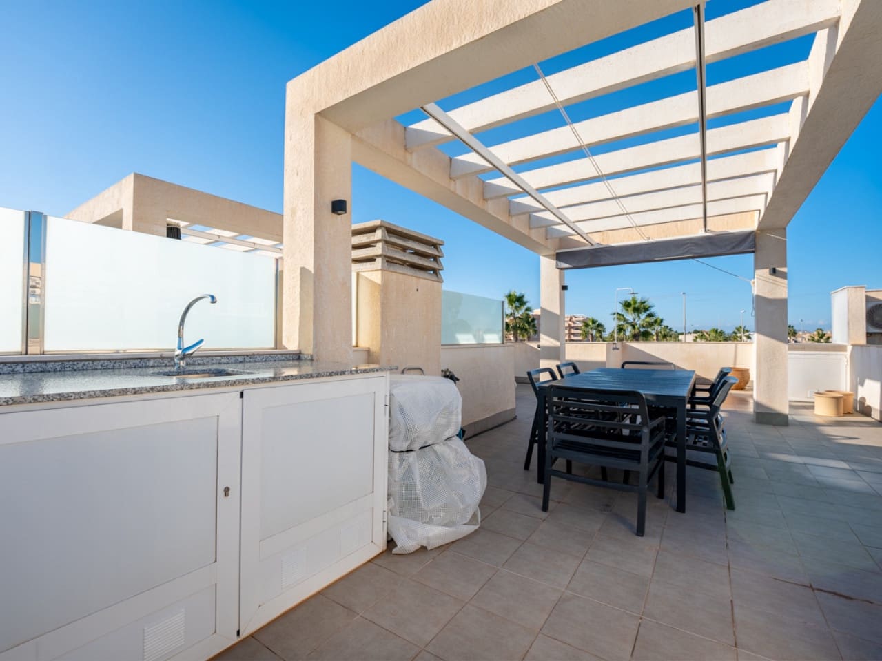 3 bedroom Apartment for sale in El Raso with pool - € 289,900 (Ref: 9491444)