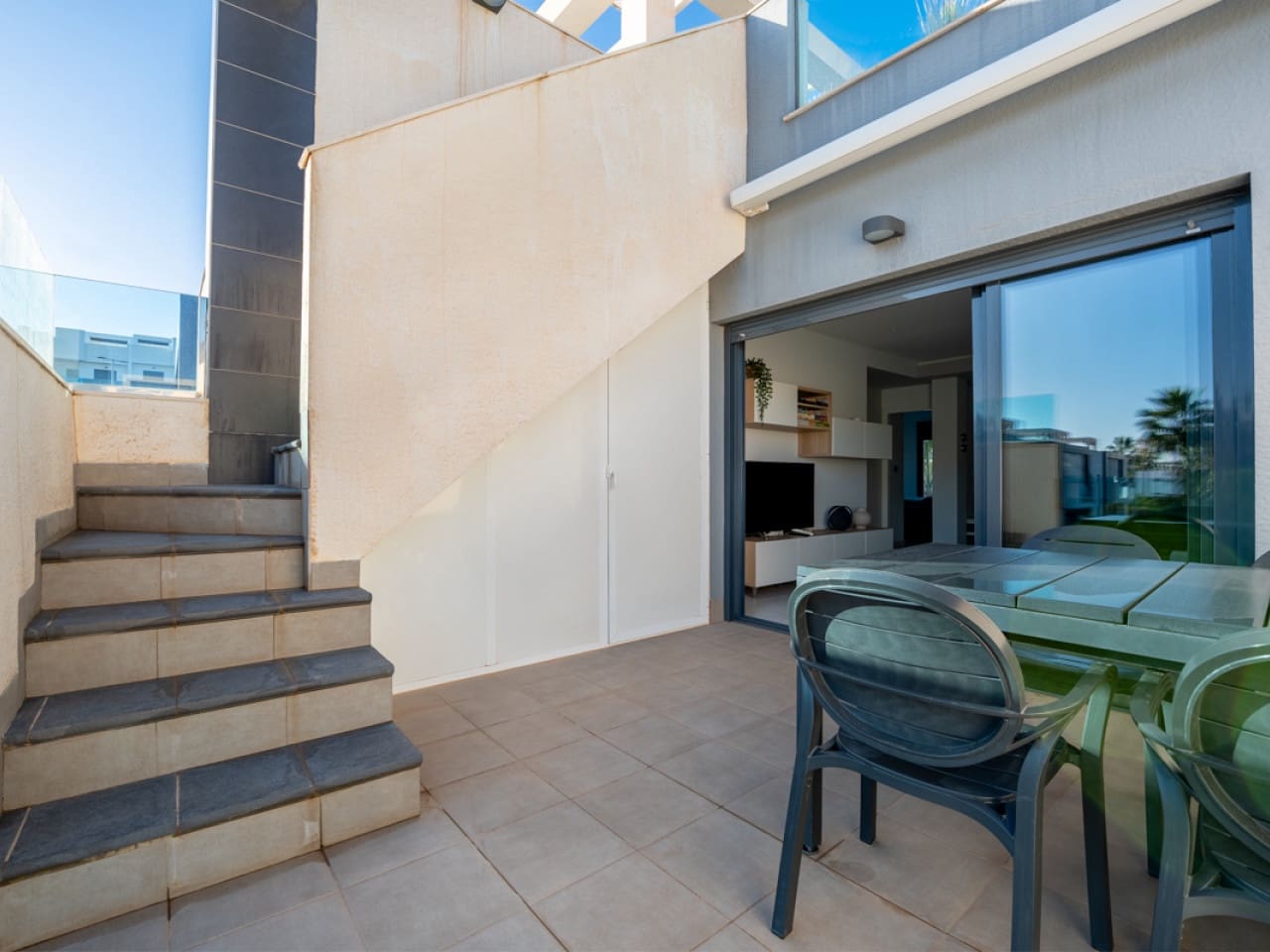 3 bedroom Apartment for sale in El Raso with pool - € 289,900 (Ref: 9491444)