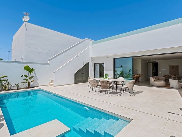 3 makuuhuone Huvila myytävänä paikassa Los Alcázares mukana uima-altaan - 499 900 € (Ref: 9508968)