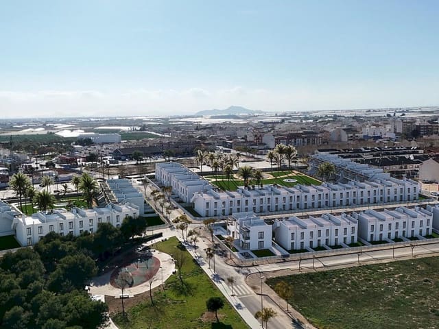 2 slaapkamer Rijtjeshuis te koop in Pilar de la Horadada met zwembad - € 296.000 (Ref: 9534018)