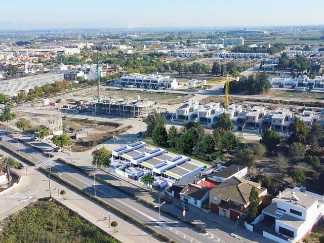 3 Zimmer Villa zu verkaufen in Dolores mit Pool - 459.900 € (Ref: 9548546)