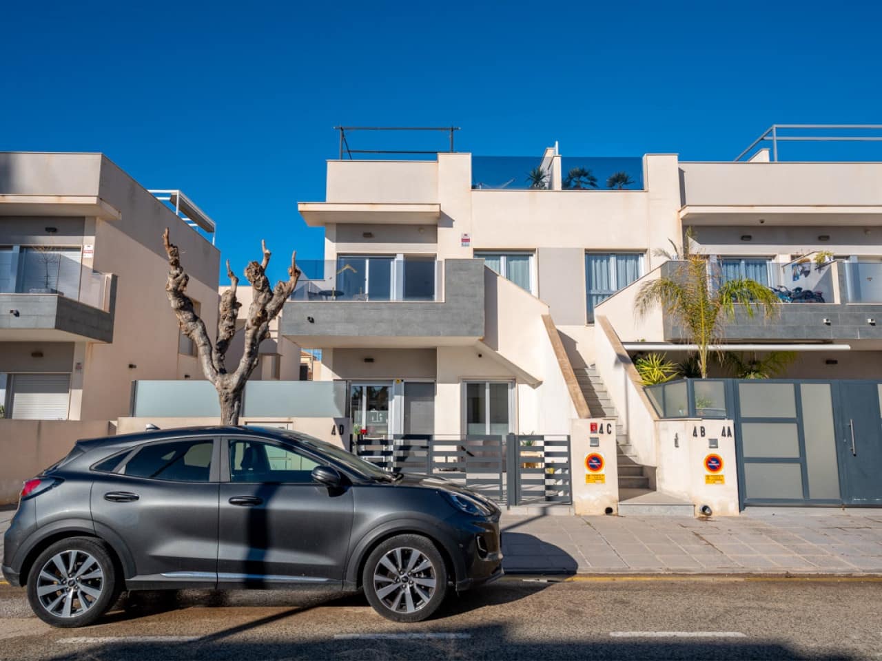 2 soveværelse Rækkehus til salg i Pilar de la Horadada med swimmingpool - € 229.900 (Ref: 9548550)