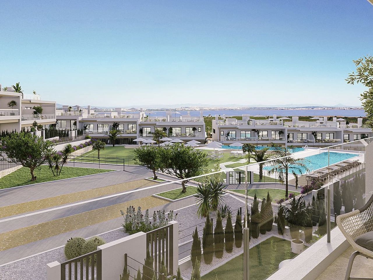 3 soveværelse Rækkehus til salg i Los Balcones med swimmingpool - € 371.000 (Ref: 9569041)